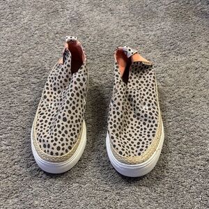 Hey Dude Spotted Tan and Black Flats